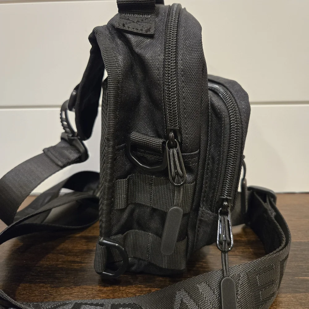 Wolfpak 4L Mini Tactical Sling Bag - Black Leopard - Picture 3 of 5